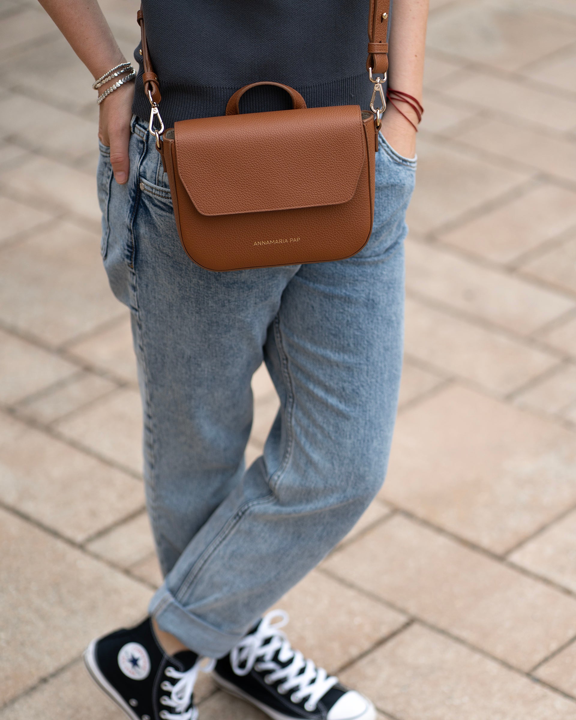 ARIEL leather bag