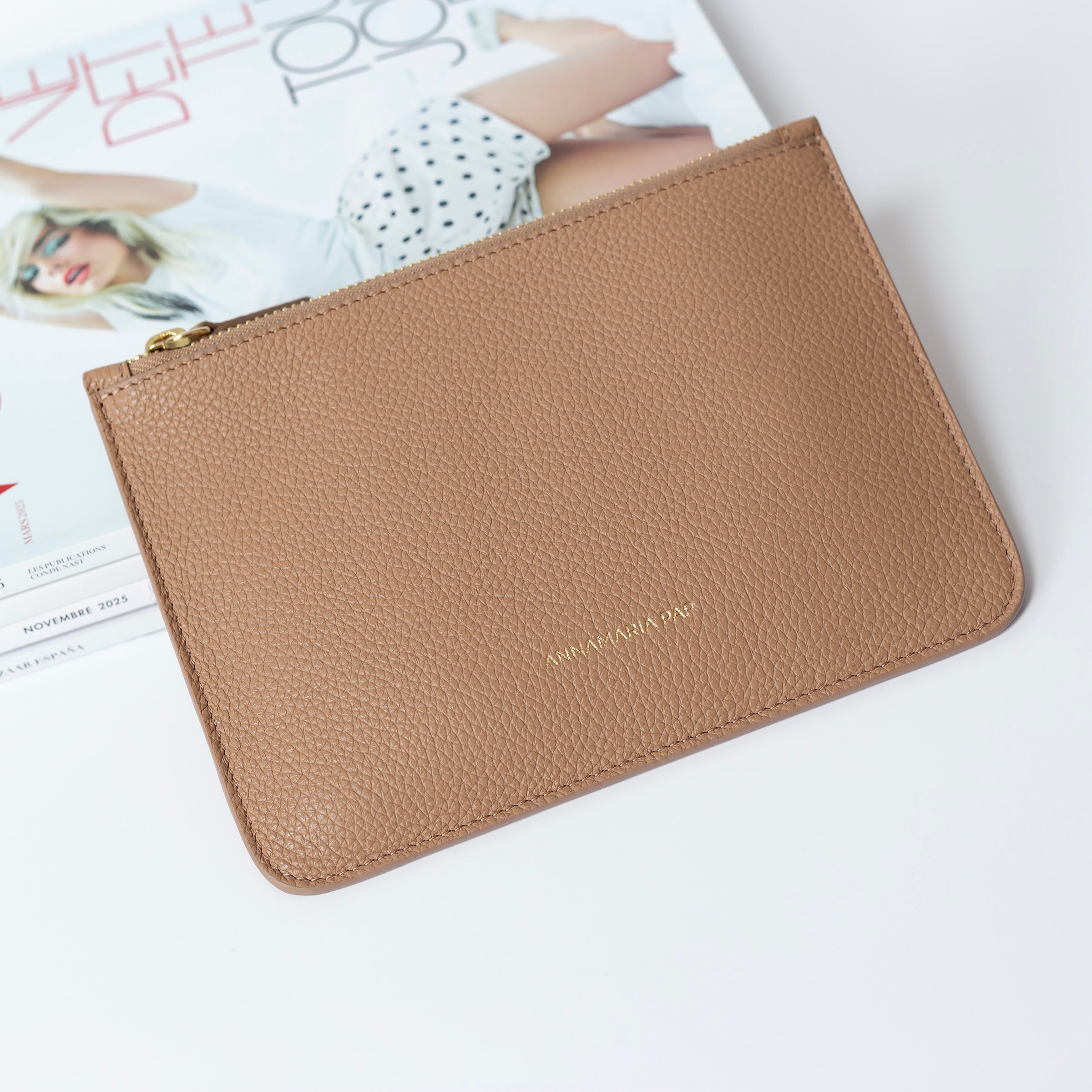 ANNE leather pouch