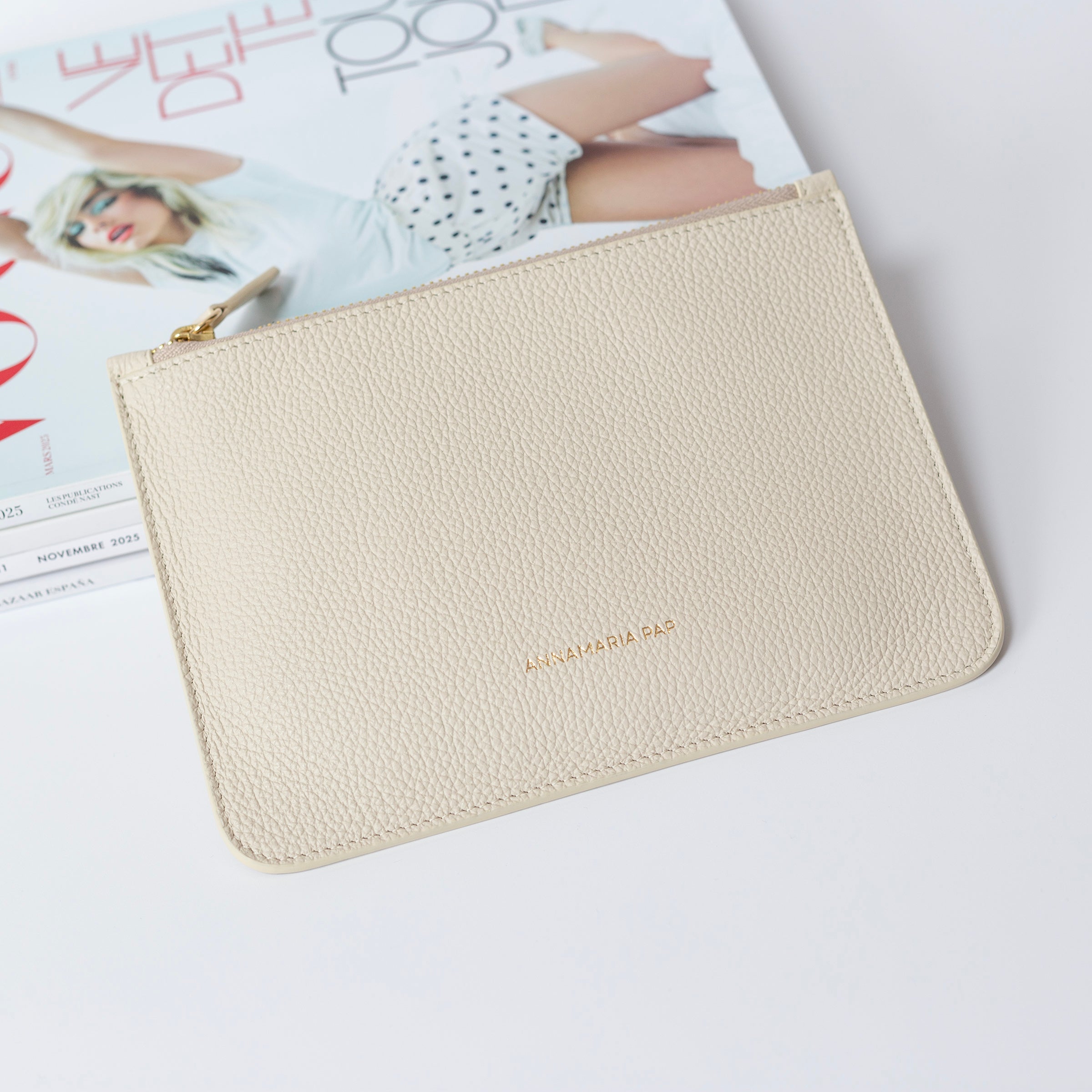 ANNE leather pouch