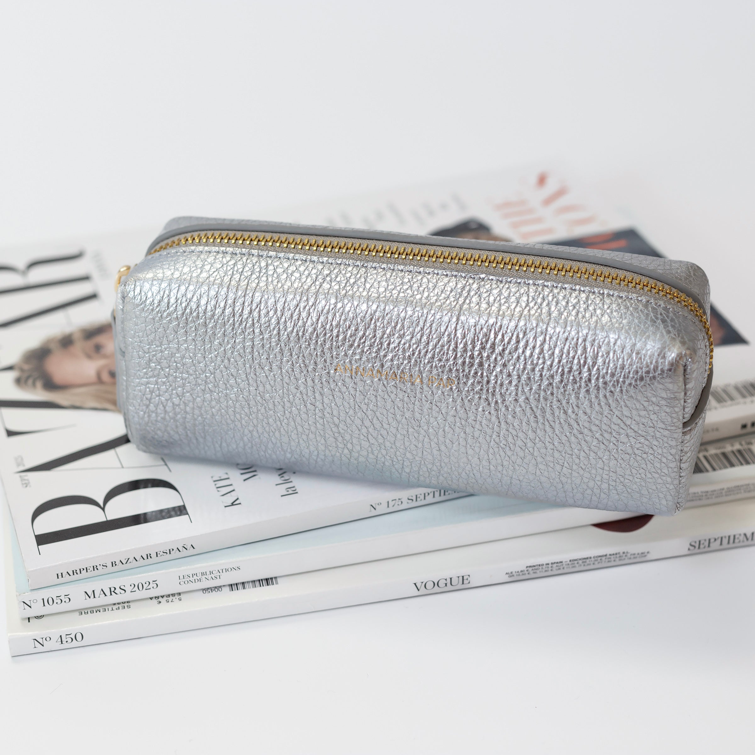 GWEN leather pouch