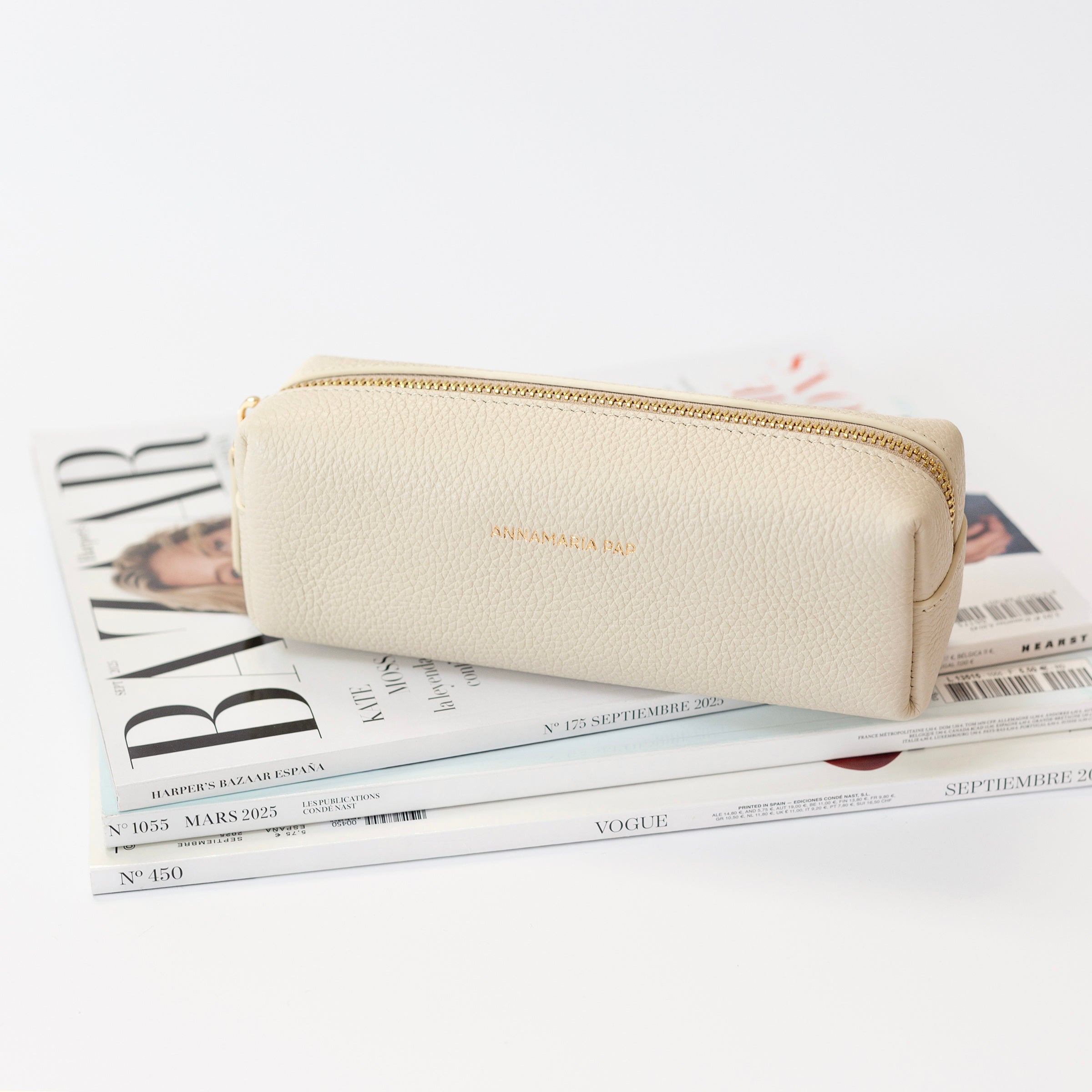 GWEN leather pouch