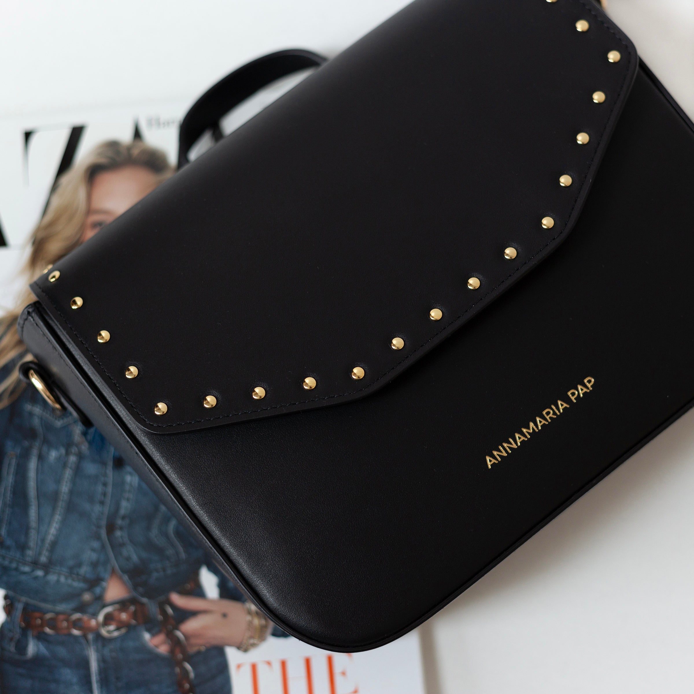 NIU leather bag with studs