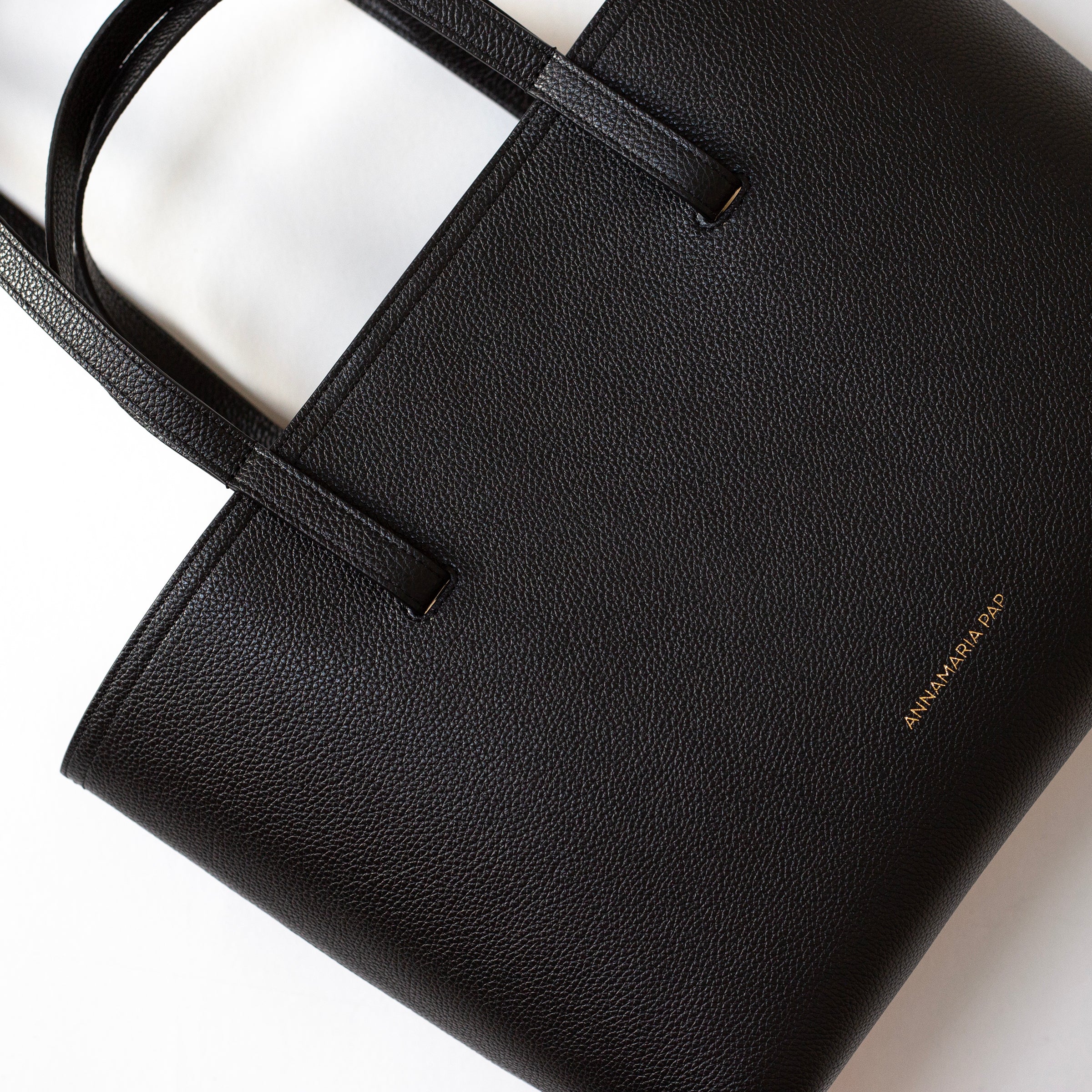 SOPHIA black leather bag