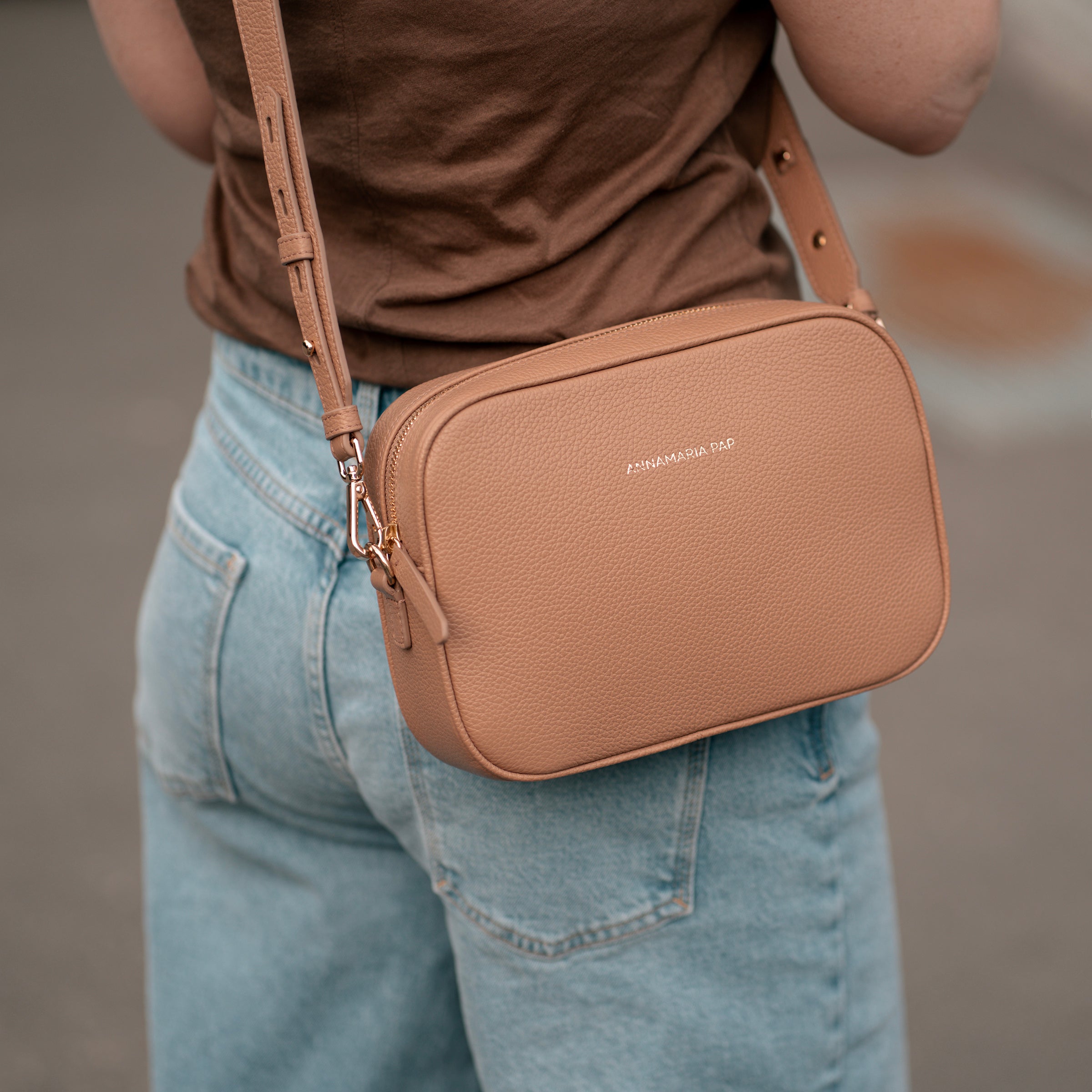 SUMMER leather bag