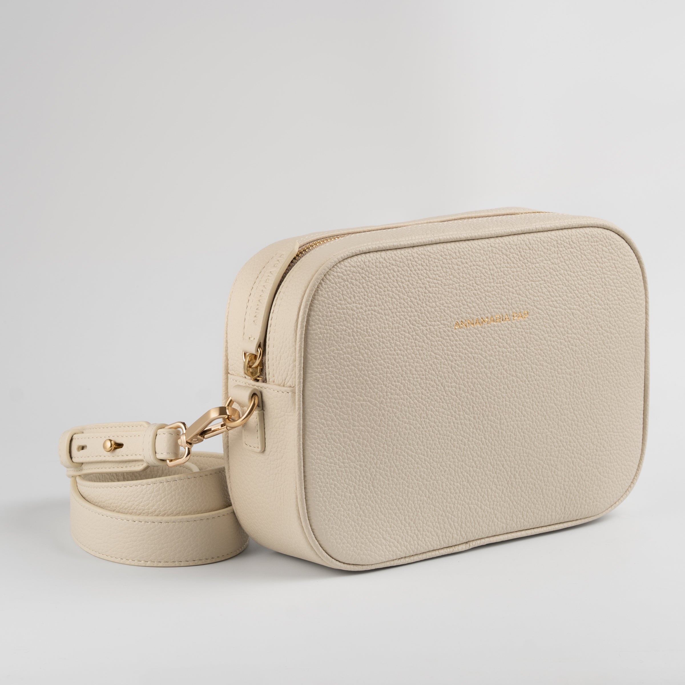 SUMMER leather bag