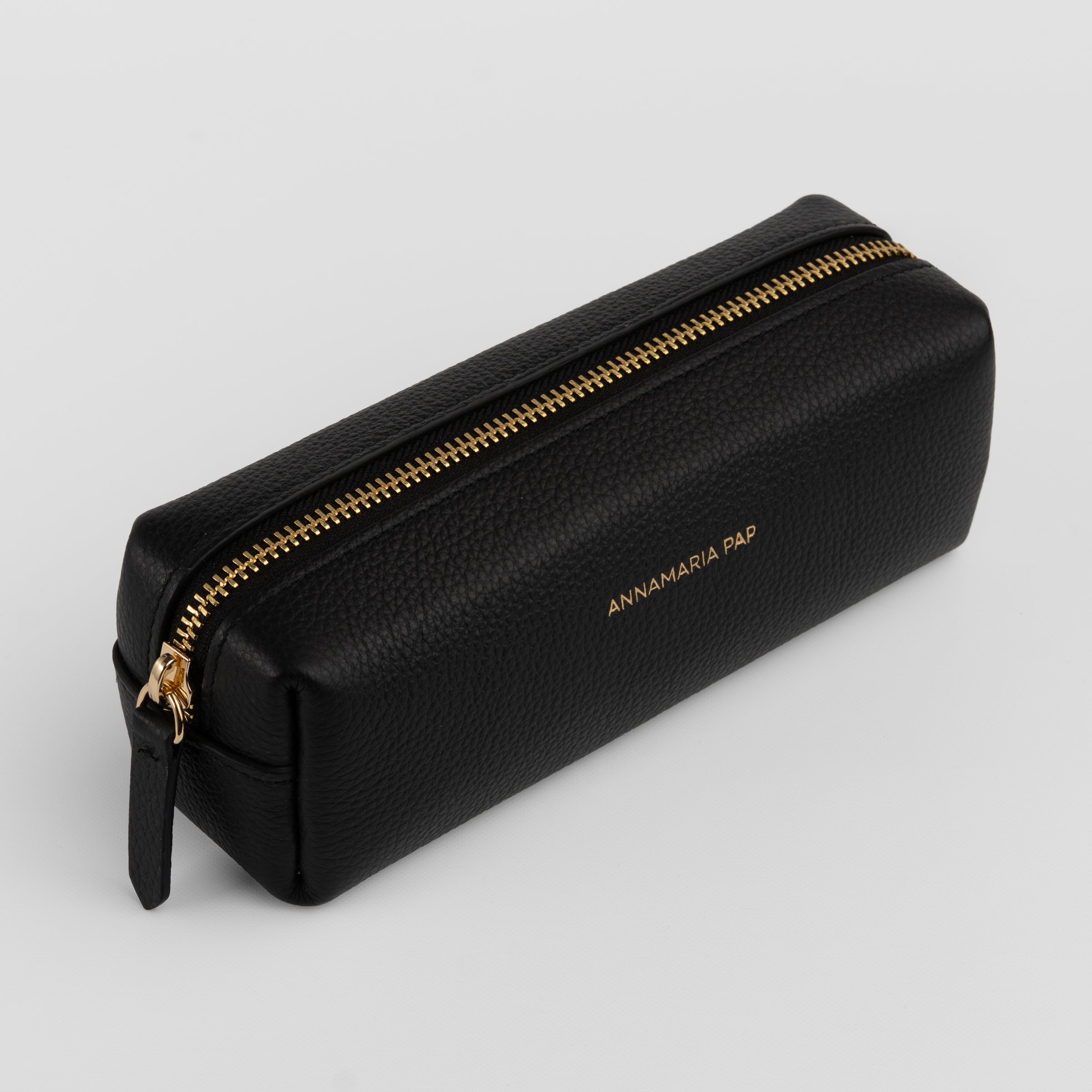 GWEN leather pouch