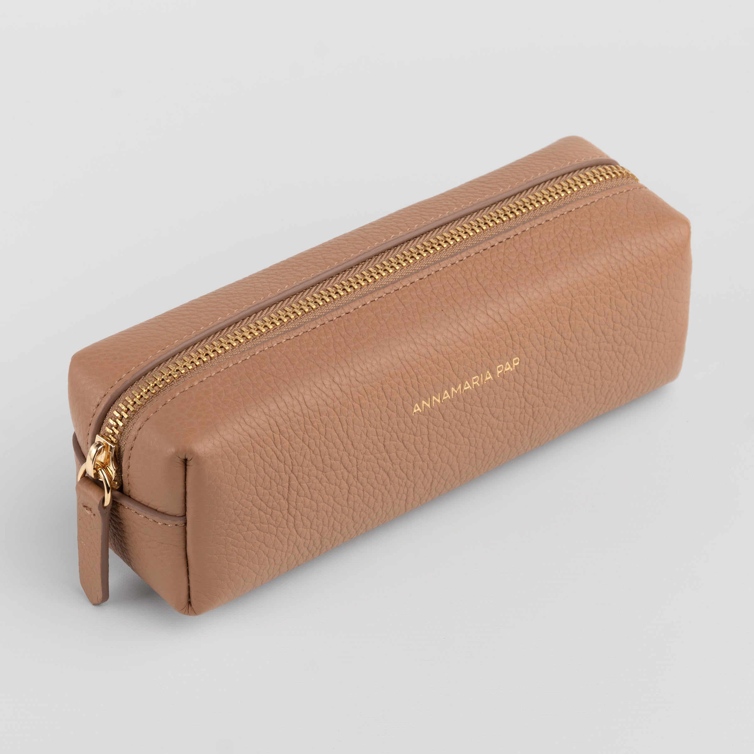 GWEN leather pouch