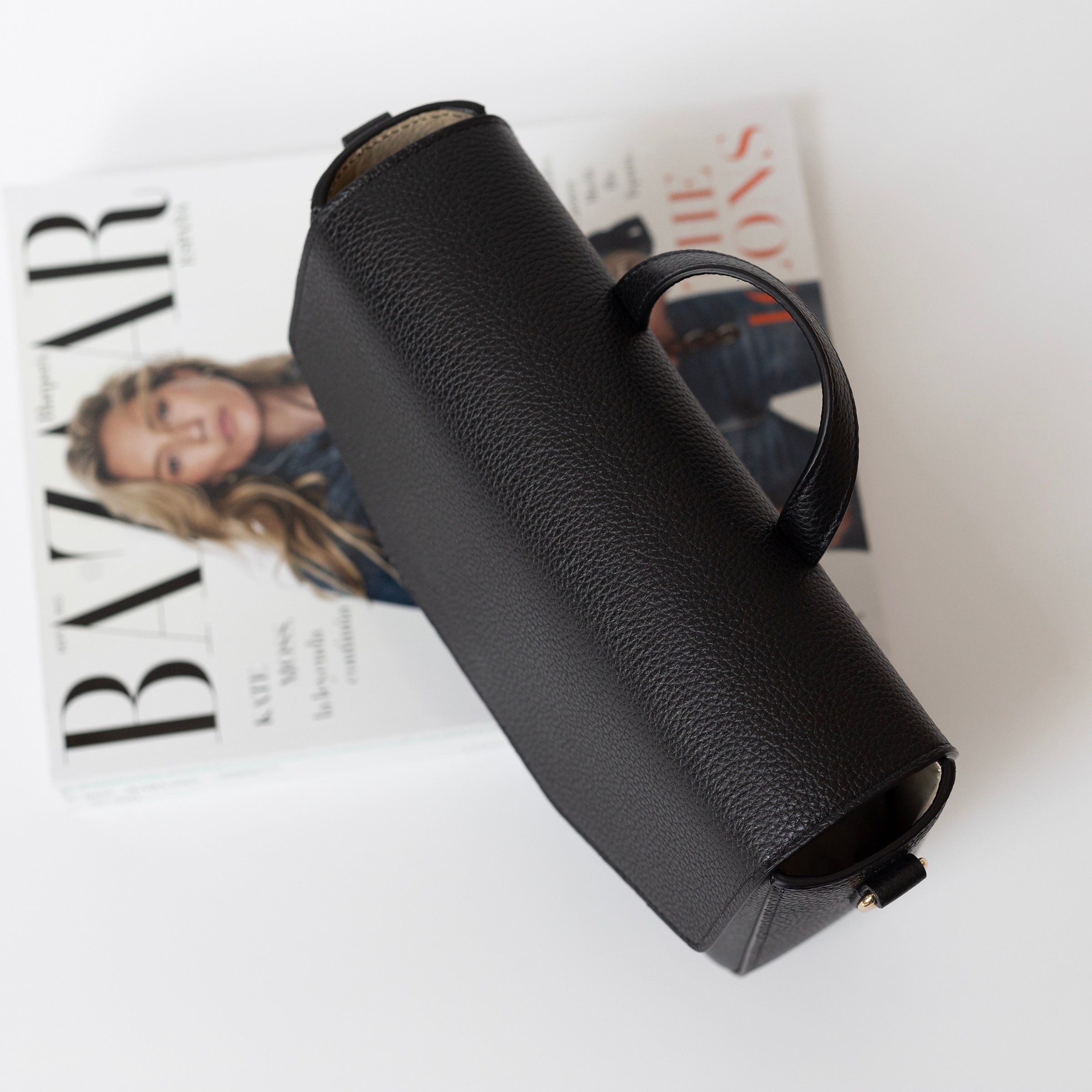 NIU leather bag