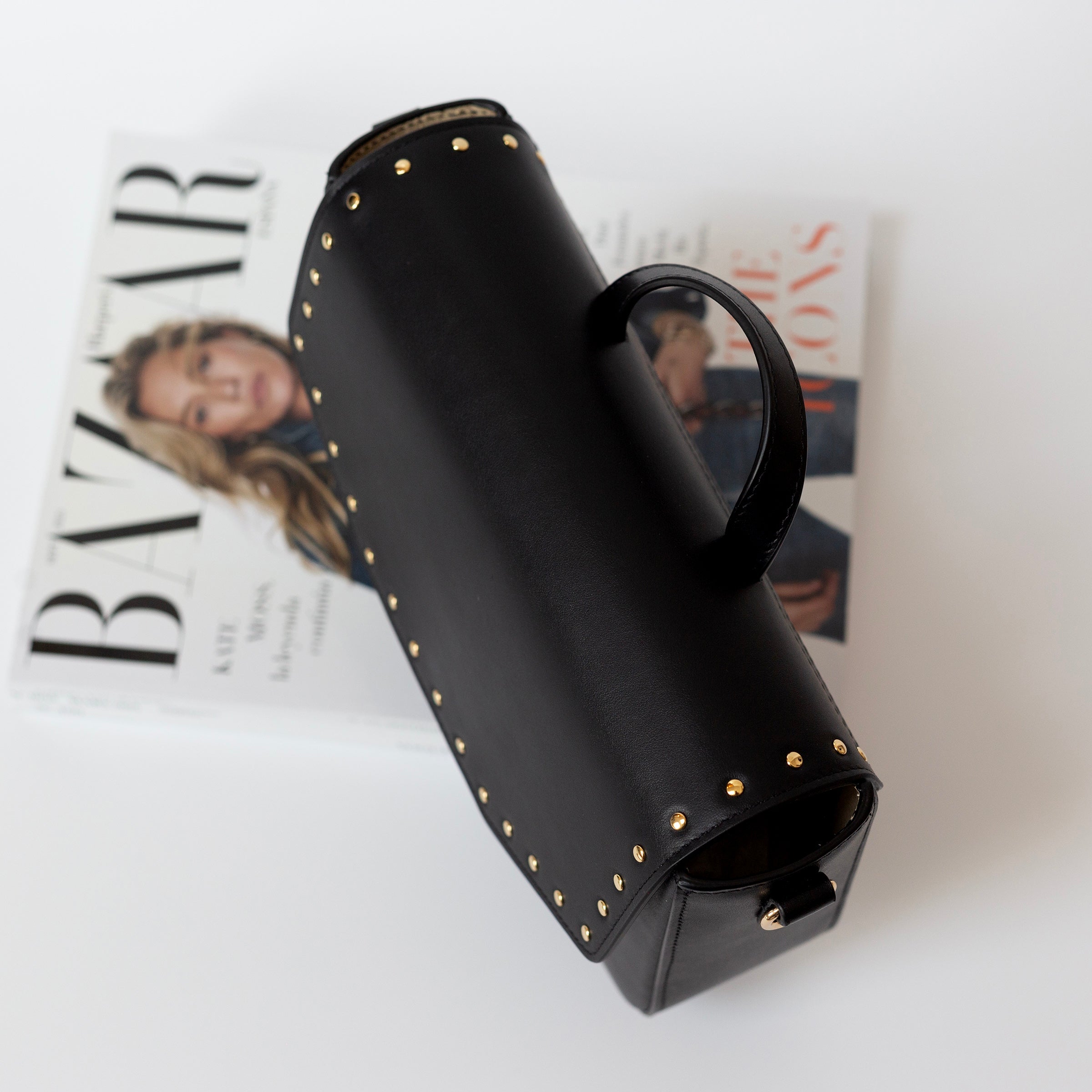NIU leather bag with studs