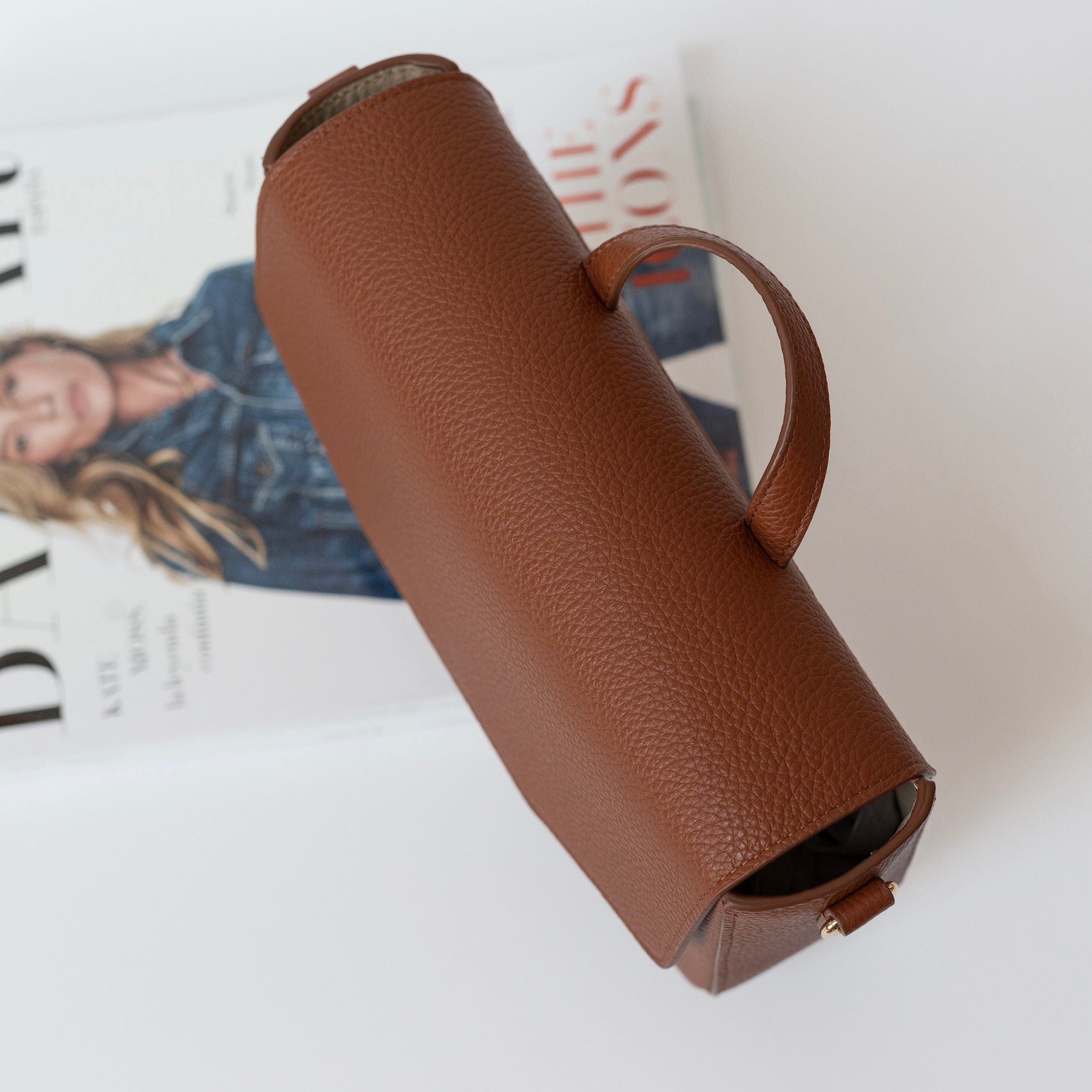 NIU leather bag