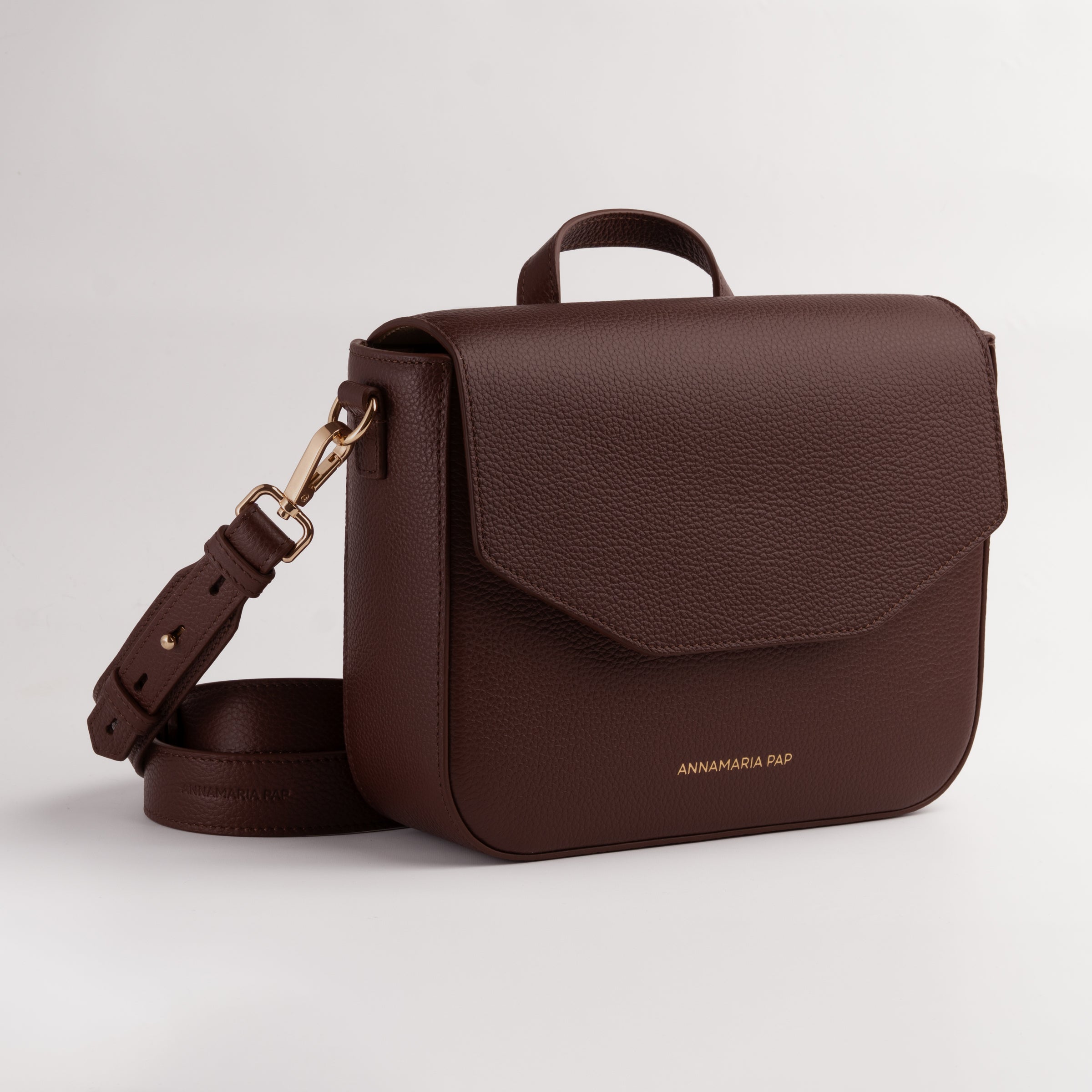 NIU leather bag