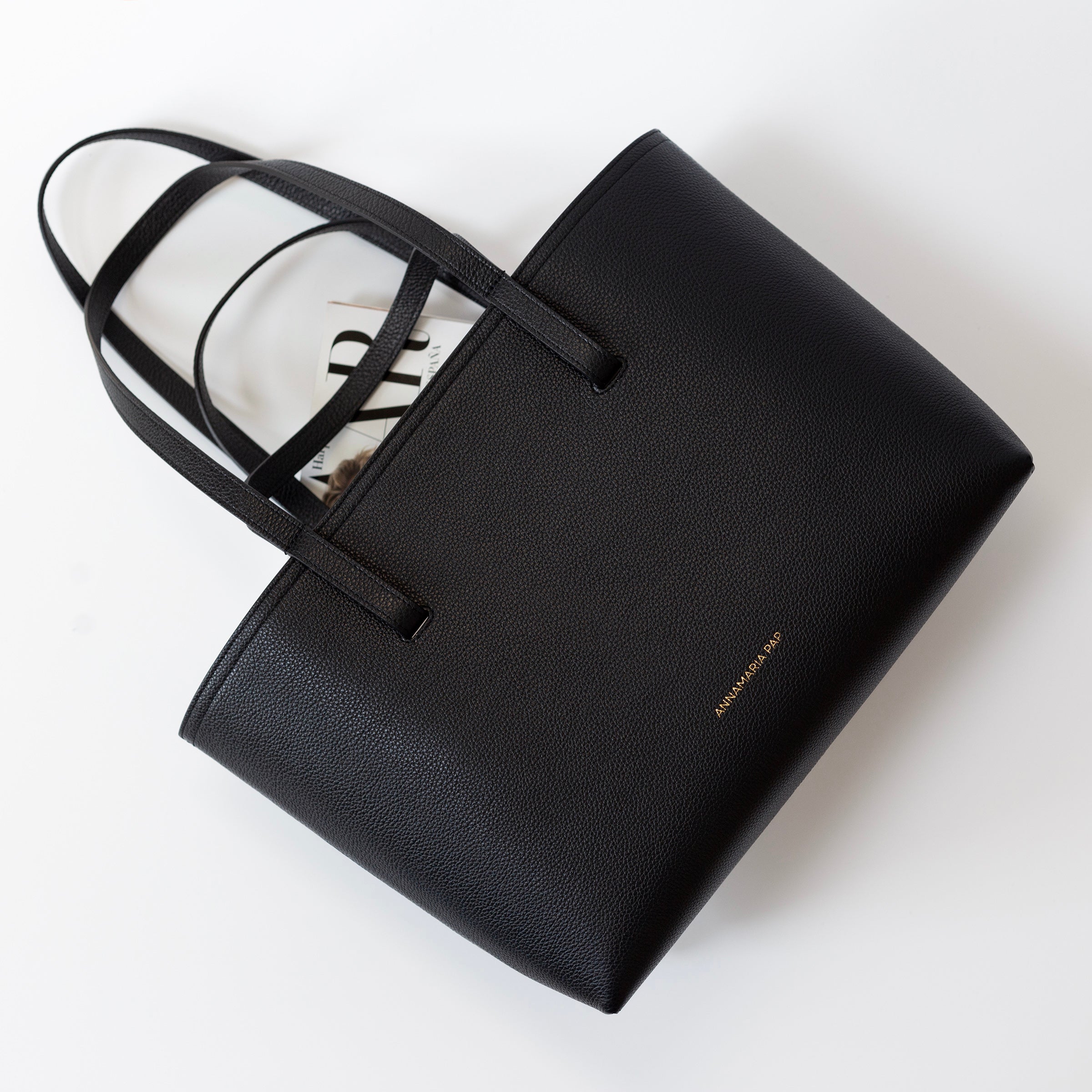 SOPHIA black leather bag