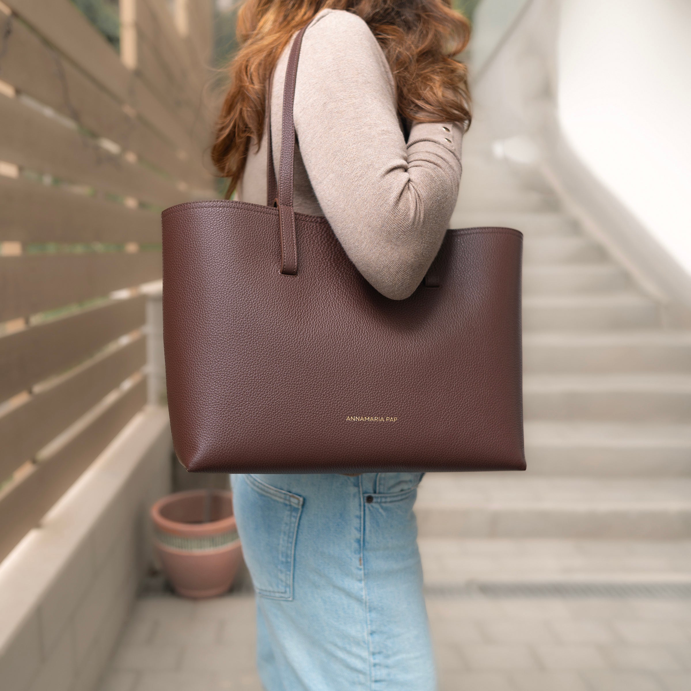 SOPHIA leather tote bag