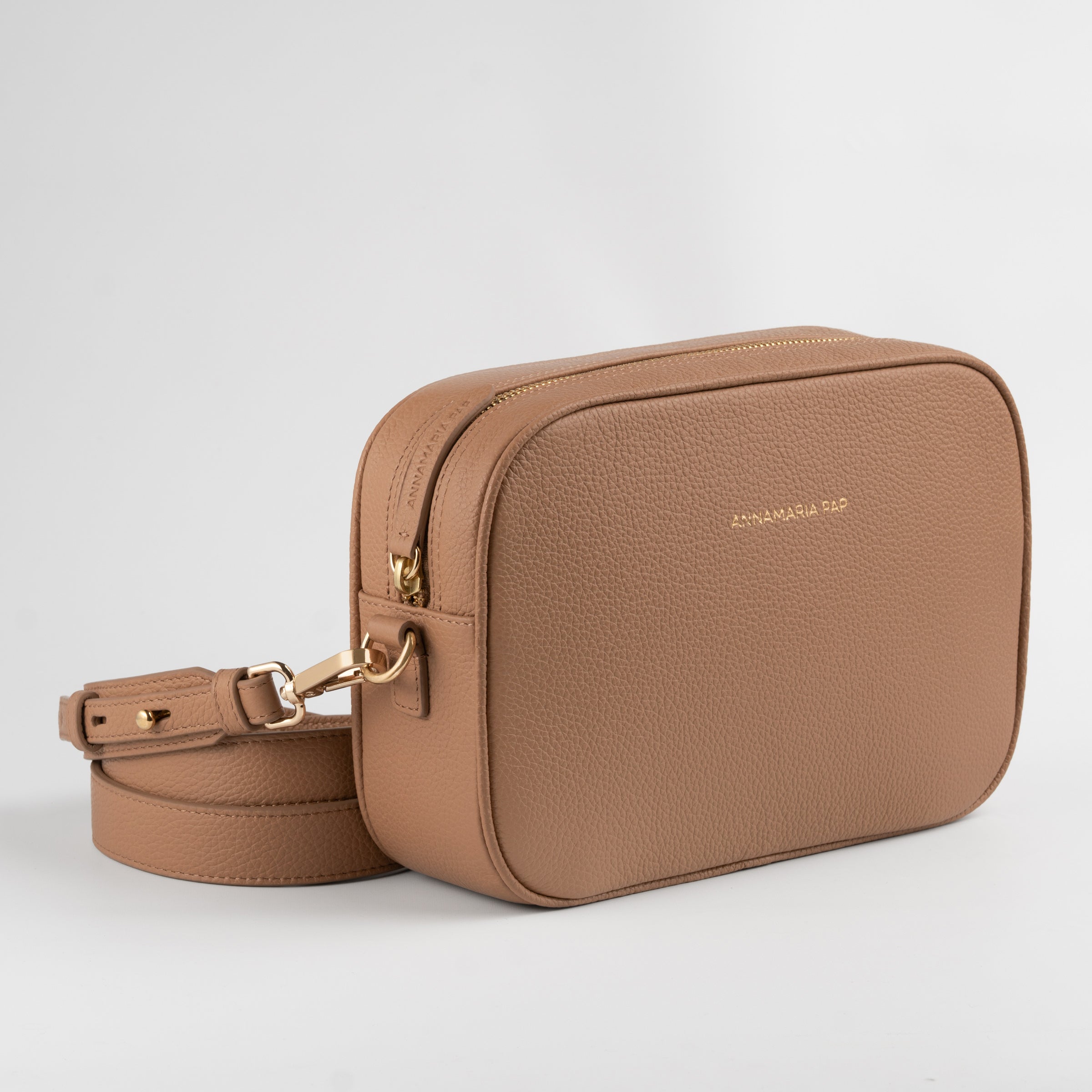 SUMMER leather bag
