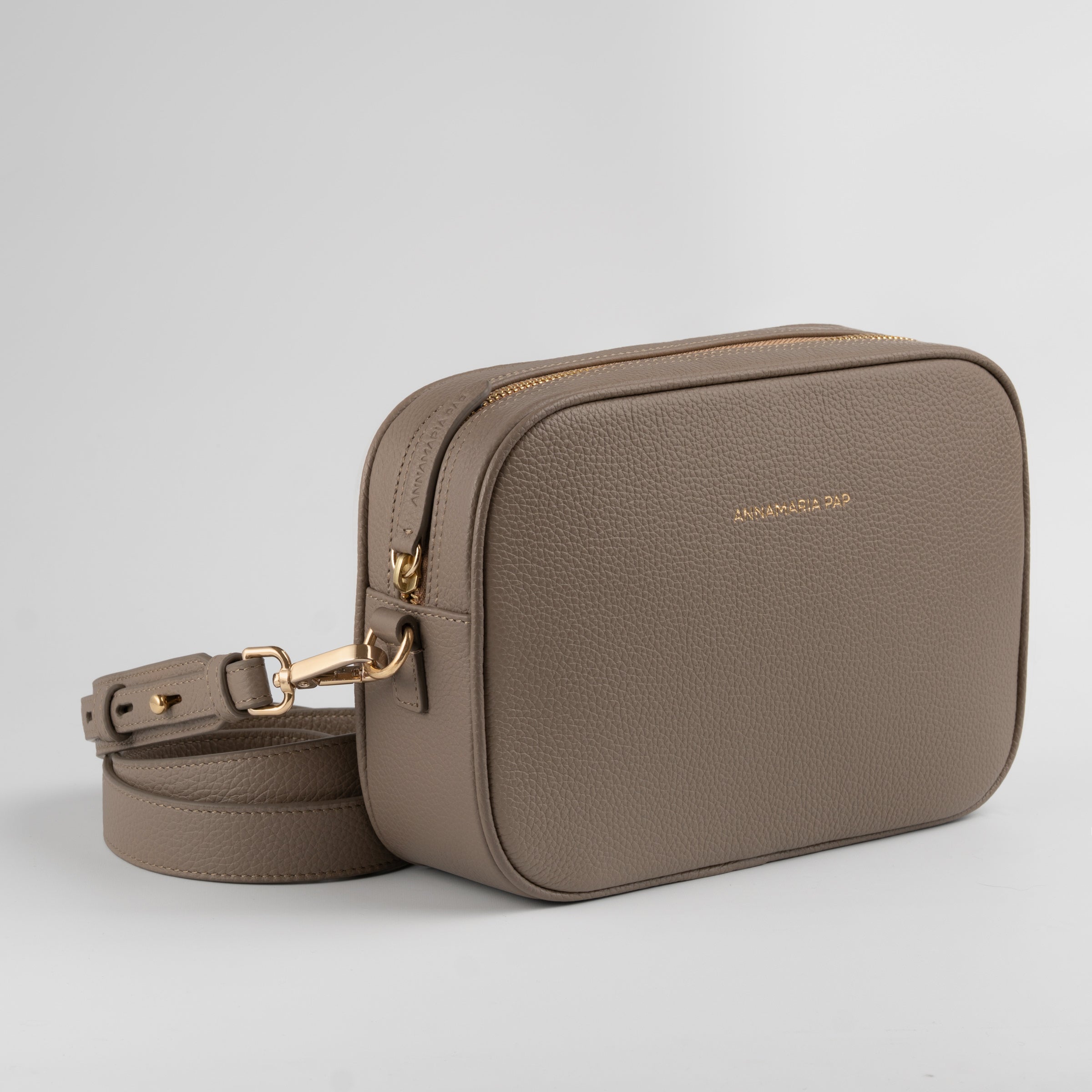 SUMMER leather bag