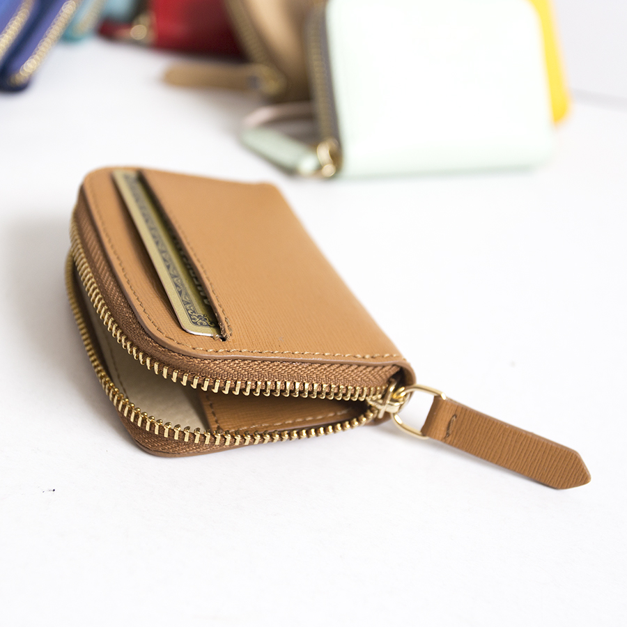 LISA Caramel leather wallet