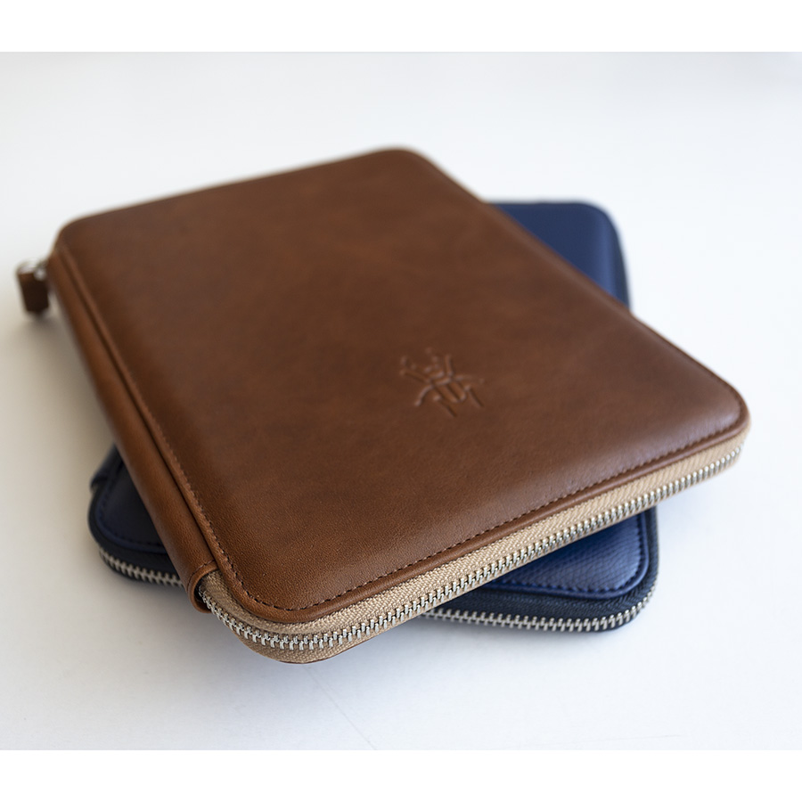 ARIA Brown leather case (smaller)