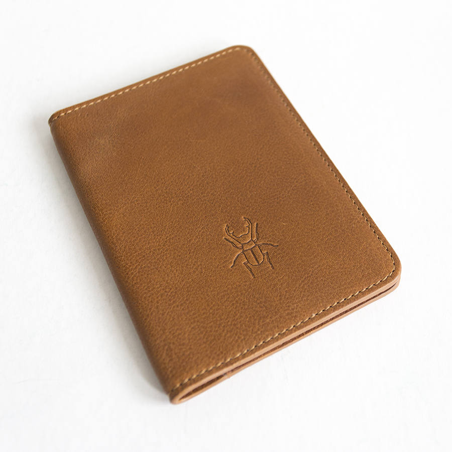 MONA Brown man leather case